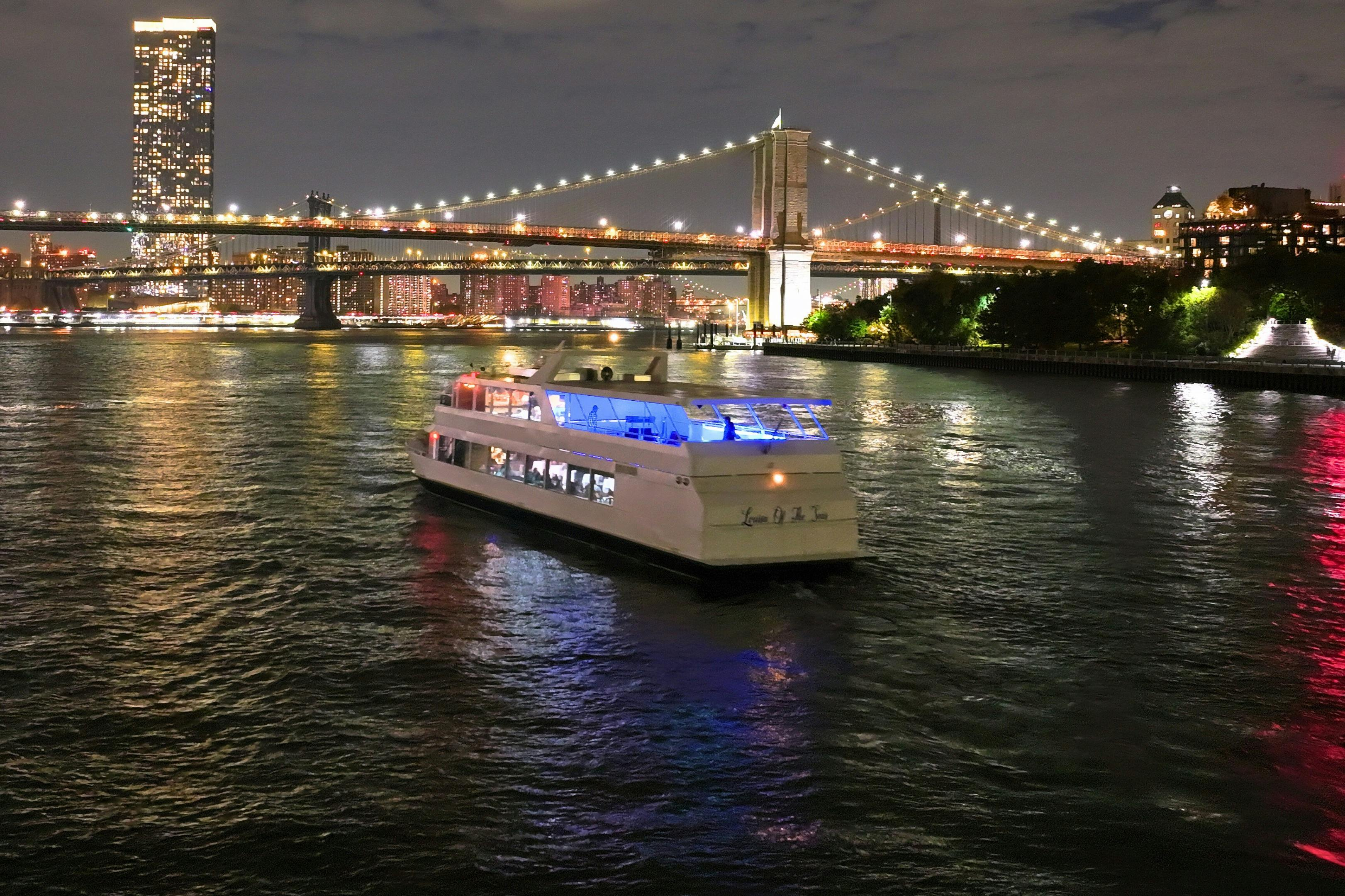 New York: Dinner Cruise + Live Music - Photo 1 of 9